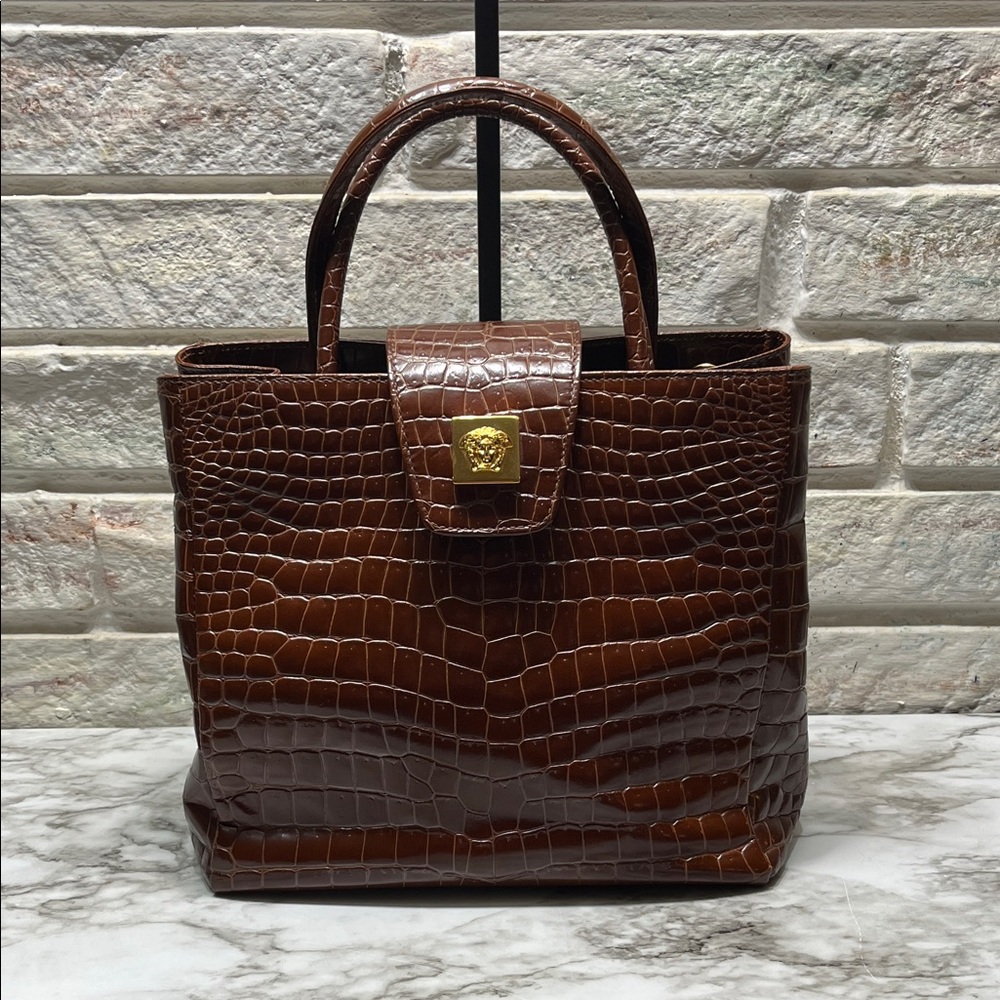 Versace Croc and Leather Shoulder/Crossbody bag. In EUC. Vintage